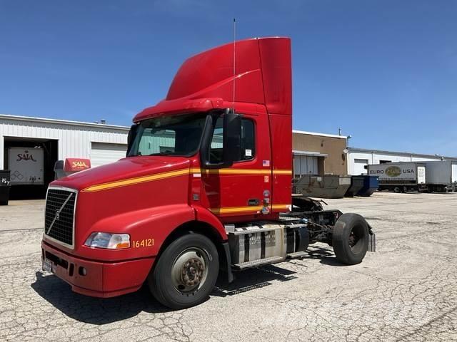 Volvo VNM Vetopöytäautot