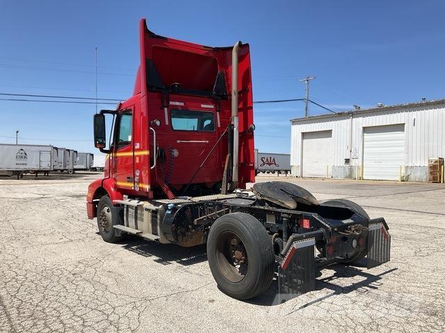 Volvo VNM Vetopöytäautot