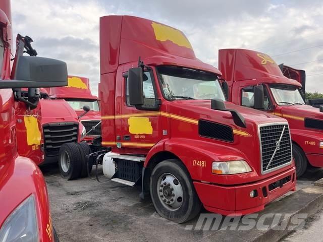 Volvo VNM Vetopöytäautot