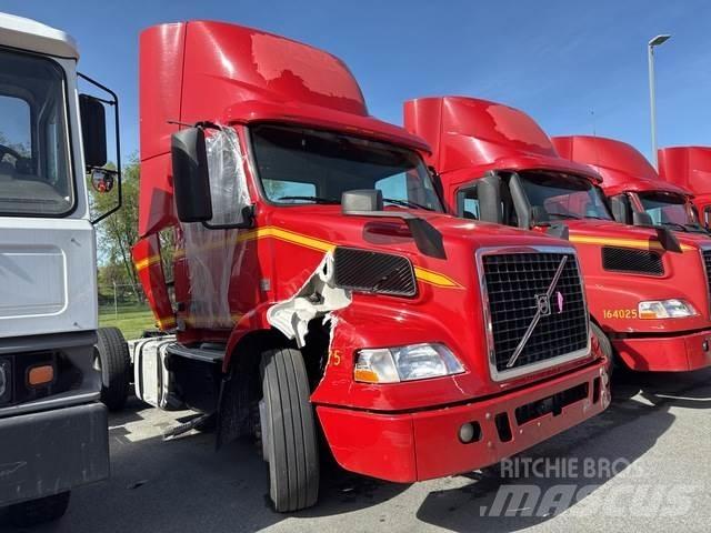Volvo VNM Vetopöytäautot