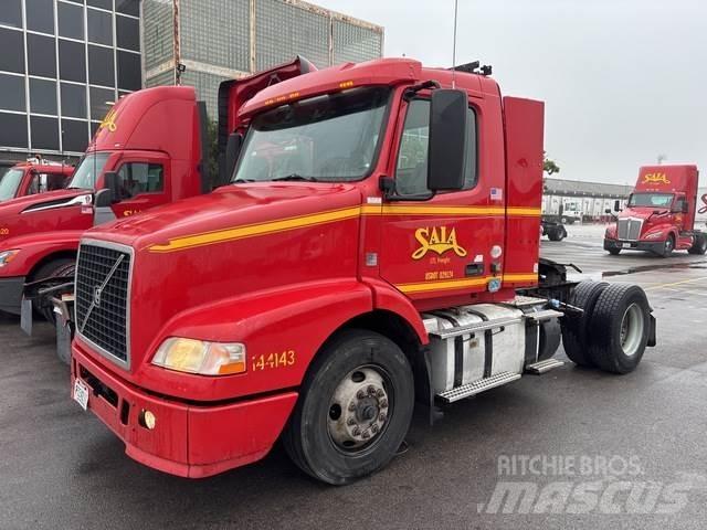Volvo VNM Vetopöytäautot