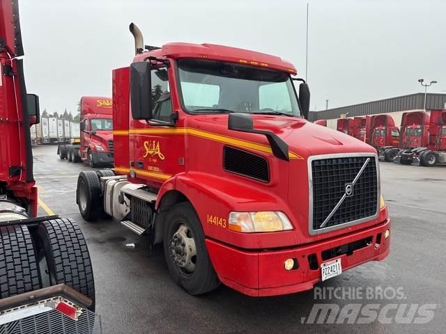 Volvo VNM Vetopöytäautot