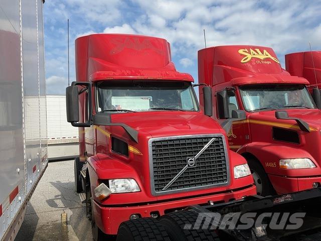 Volvo VNM Vetopöytäautot