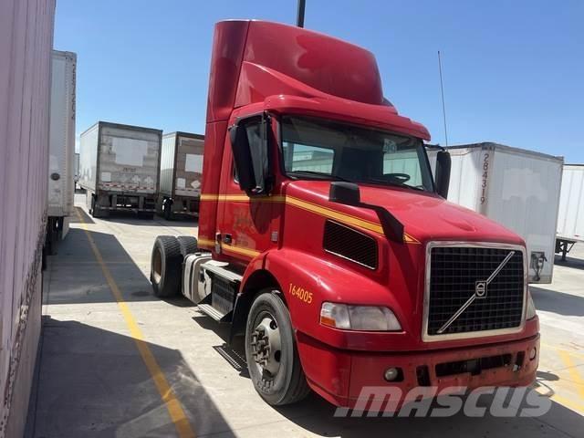 Volvo VNM Vetopöytäautot