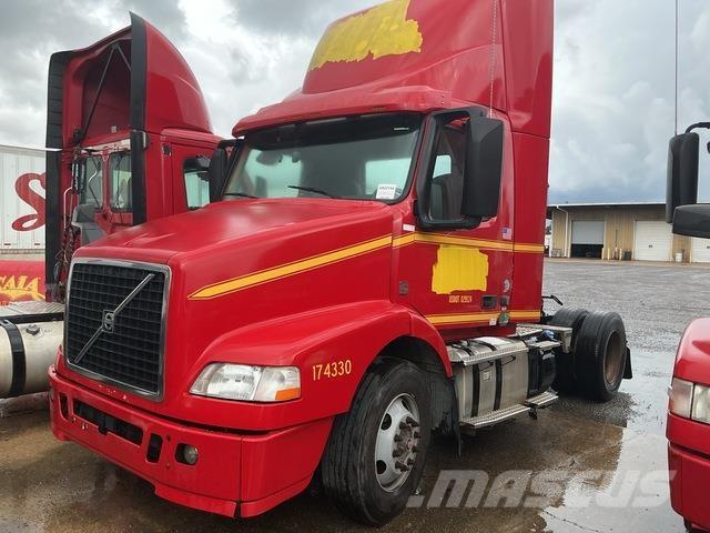Volvo VNM Vetopöytäautot