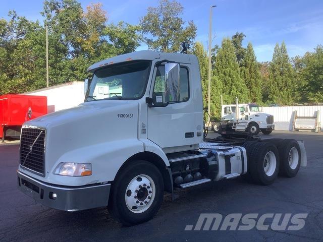 Volvo VNM Vetopöytäautot