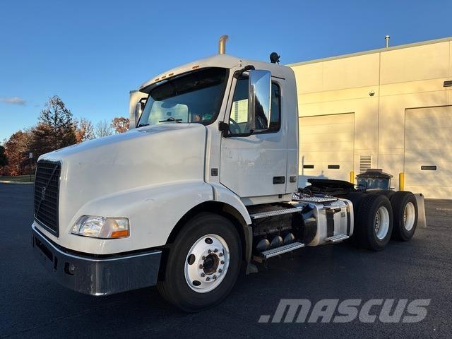 Volvo VNM 200 Vetopöytäautot