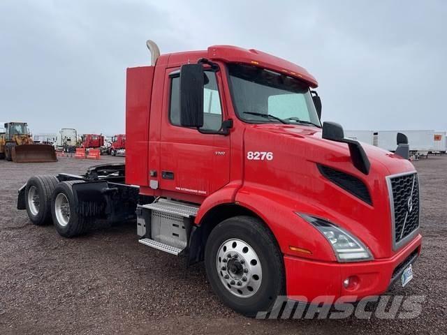 Volvo VNR Vetopöytäautot