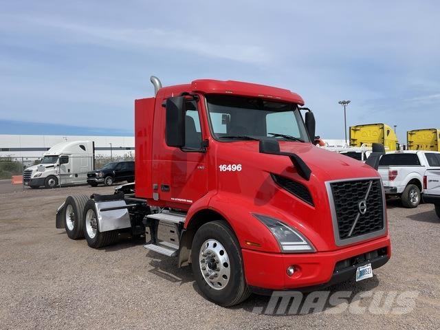 Volvo VNR Vetopöytäautot