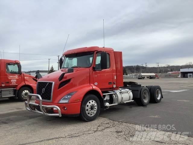 Volvo VNR Vetopöytäautot