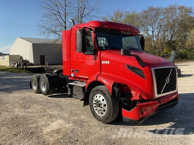 Volvo VNR Vetopöytäautot