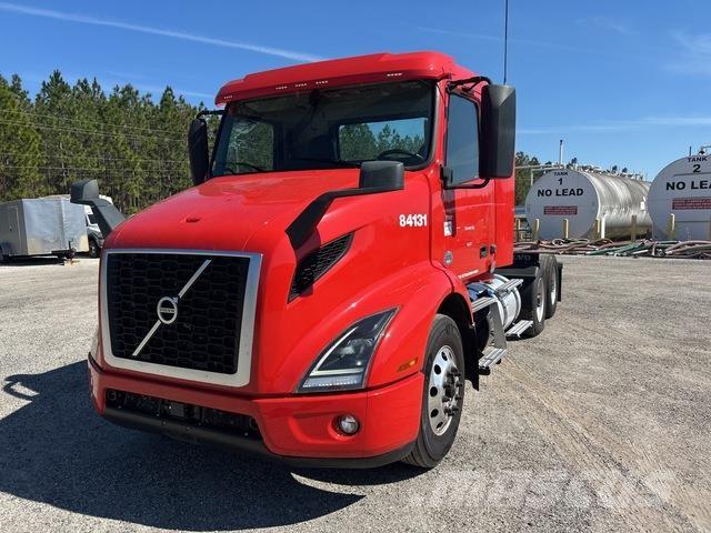 Volvo VNR Vetopöytäautot