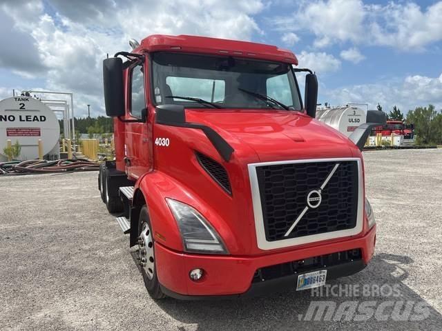 Volvo VNR Vetopöytäautot