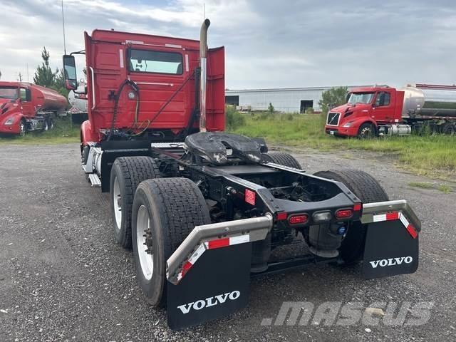 Volvo VNR Vetopöytäautot