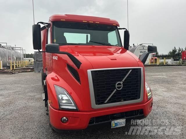 Volvo VNR Vetopöytäautot
