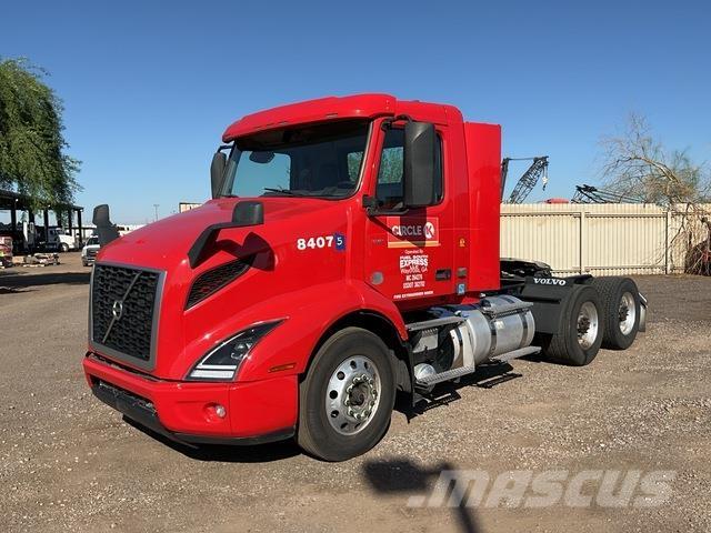 Volvo VNR Vetopöytäautot
