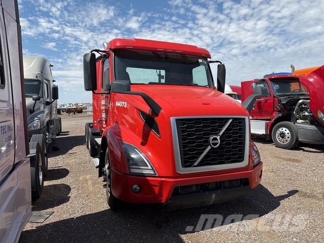 Volvo VNR Vetopöytäautot