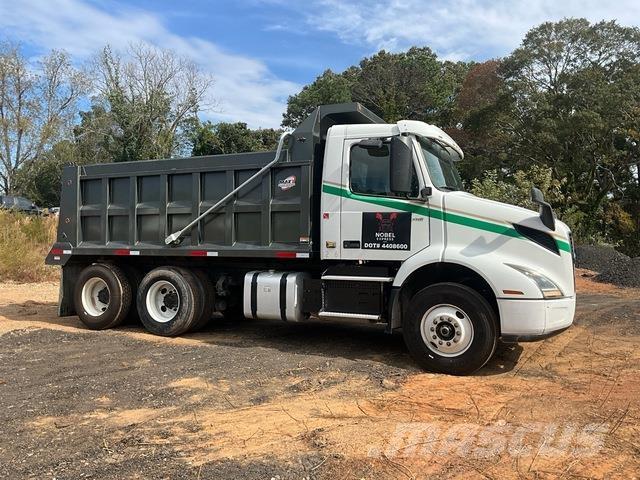 Volvo VNR Sora- ja kippiautot