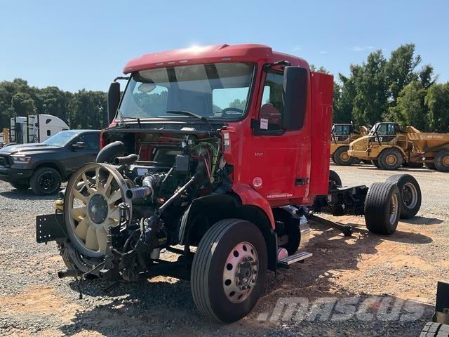 Volvo VNR Vetopöytäautot