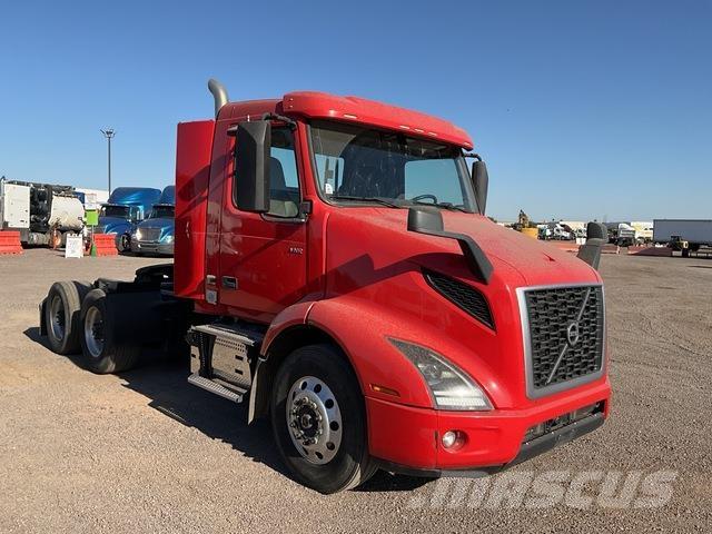 Volvo VNR Vetopöytäautot