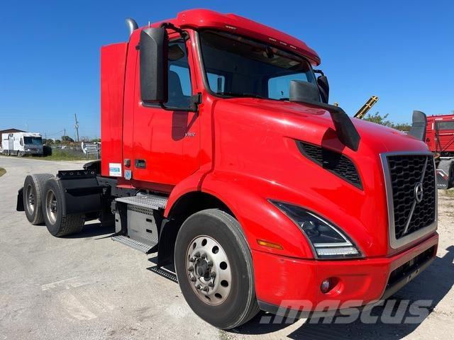 Volvo VNR Vetopöytäautot