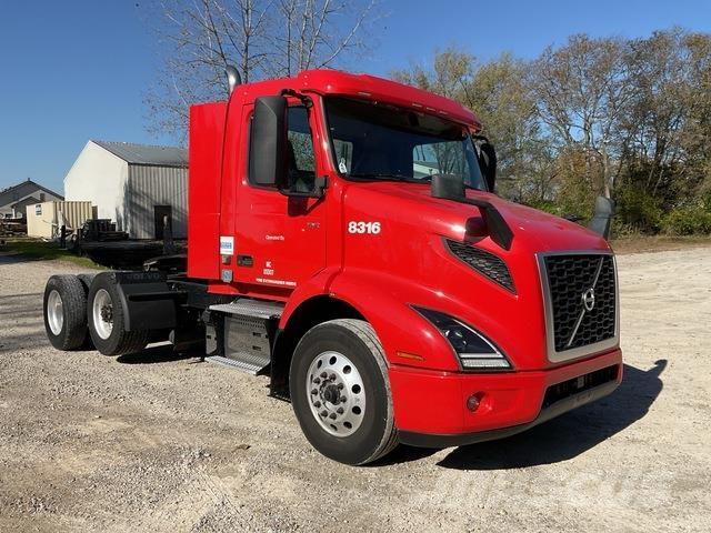 Volvo VNR Vetopöytäautot