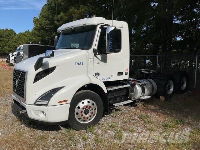 Volvo VNR Vetopöytäautot