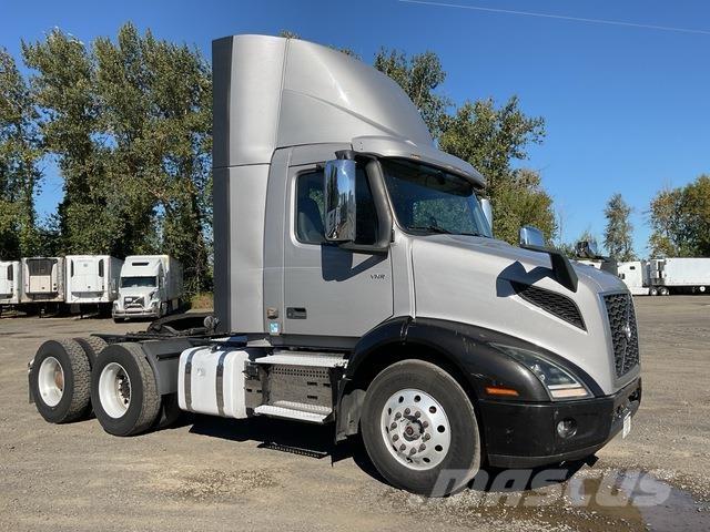 Volvo VNR 300 Vetopöytäautot