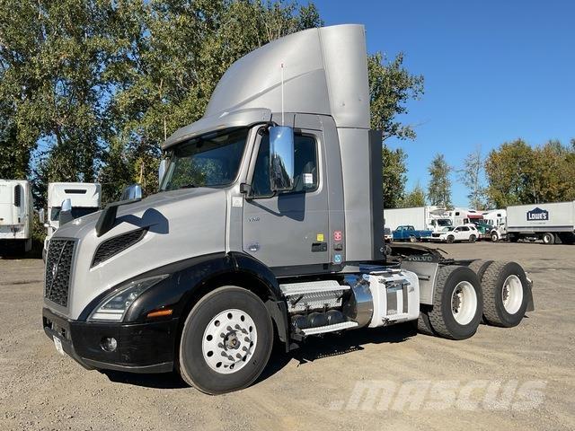 Volvo VNR 300 Vetopöytäautot