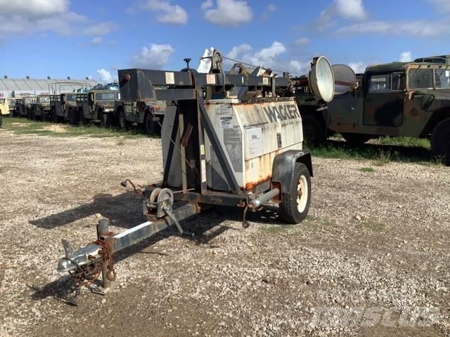 Wacker LTC4C Valopylväät