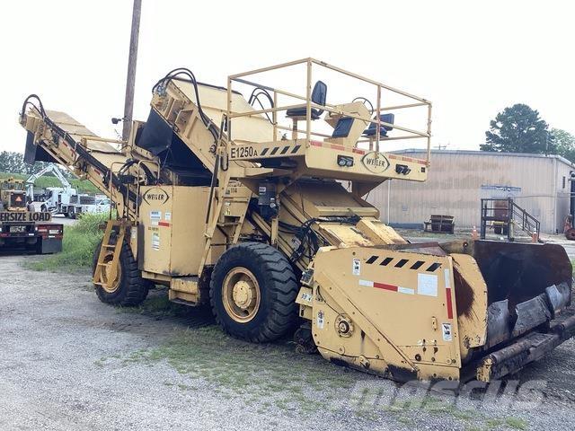 Weiler E1250A MTV (Material transport vehicle)