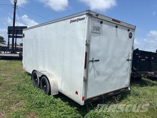 Wells Cargo  Umpikoriperävaunut