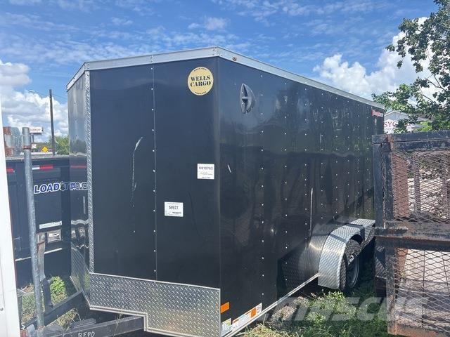 Wells Cargo  Umpikoriperävaunut