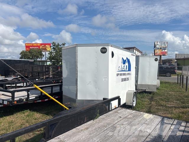 Wells Cargo  Umpikoriperävaunut