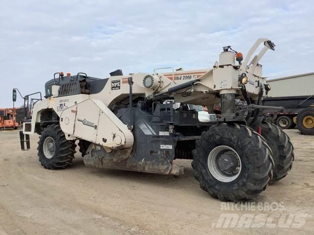 Wirtgen WR2000 Tiivistyskoneet