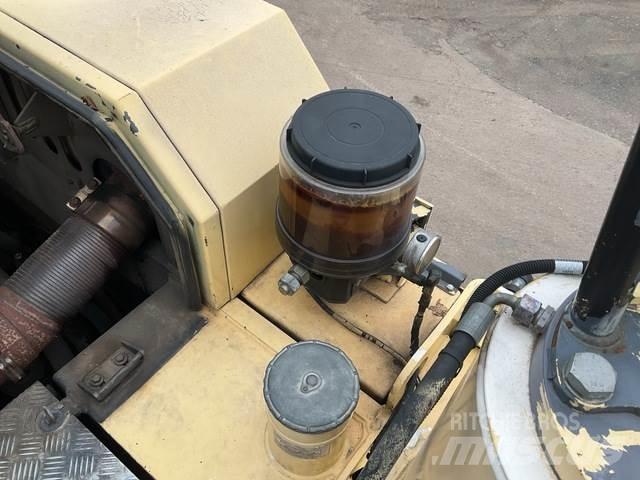 Wirtgen WR2400 Tiivistyskoneet