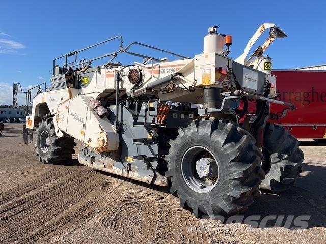 Wirtgen WR2400 Tiivistyskoneet