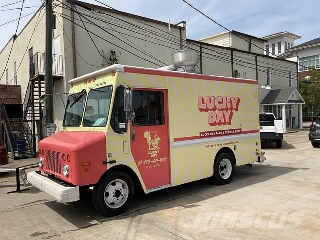 Workhorse P42 Juomien jakeluautot