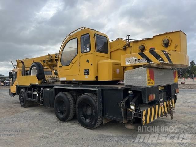 XCMG QY25K Mobiilinosturit
