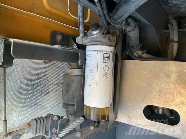 XCMG XCA220 Mobiilinosturit