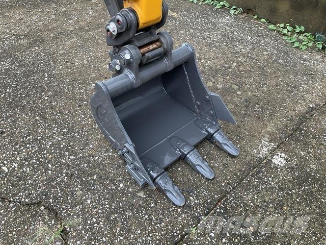 XCMG XE17U Minikaivukoneet < 7t