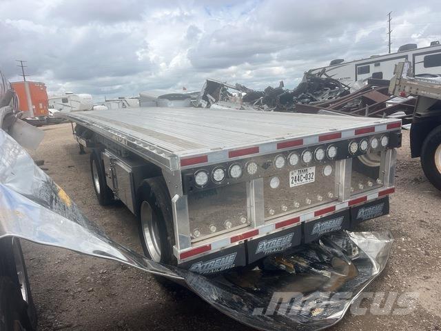 Xtreme  Lavaperävaunut