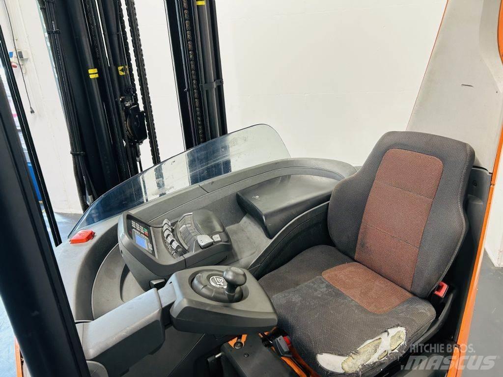 BT RRE160 Työntömastotrukit