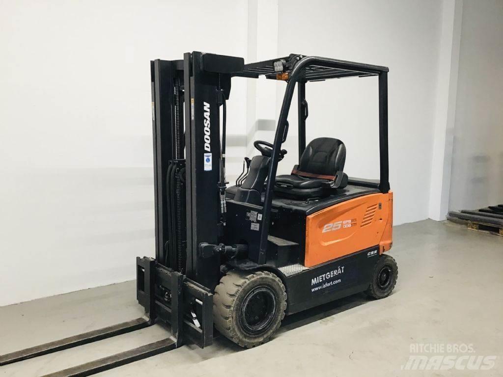 Doosan B25X-7 Sähkötrukit