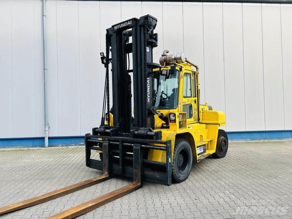 Hyundai 110D-7E Dieseltrukit