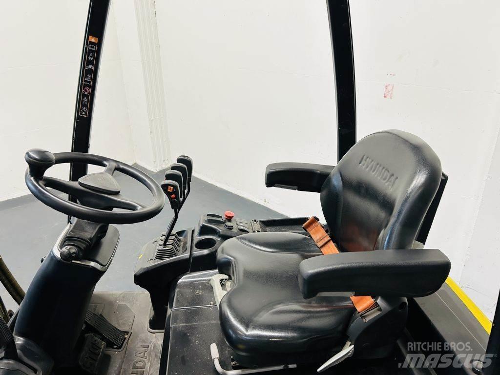 Hyundai 15BT-9 Sähkötrukit