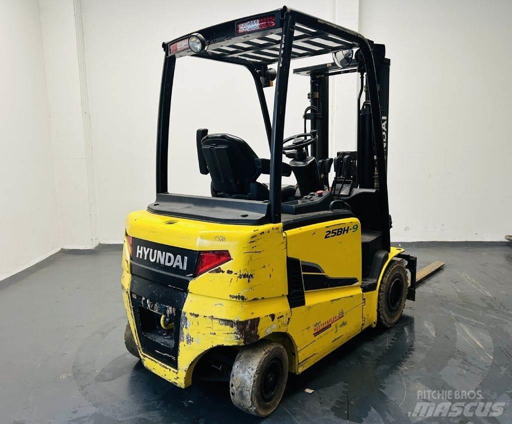 Hyundai 25BH-9 Sähkötrukit