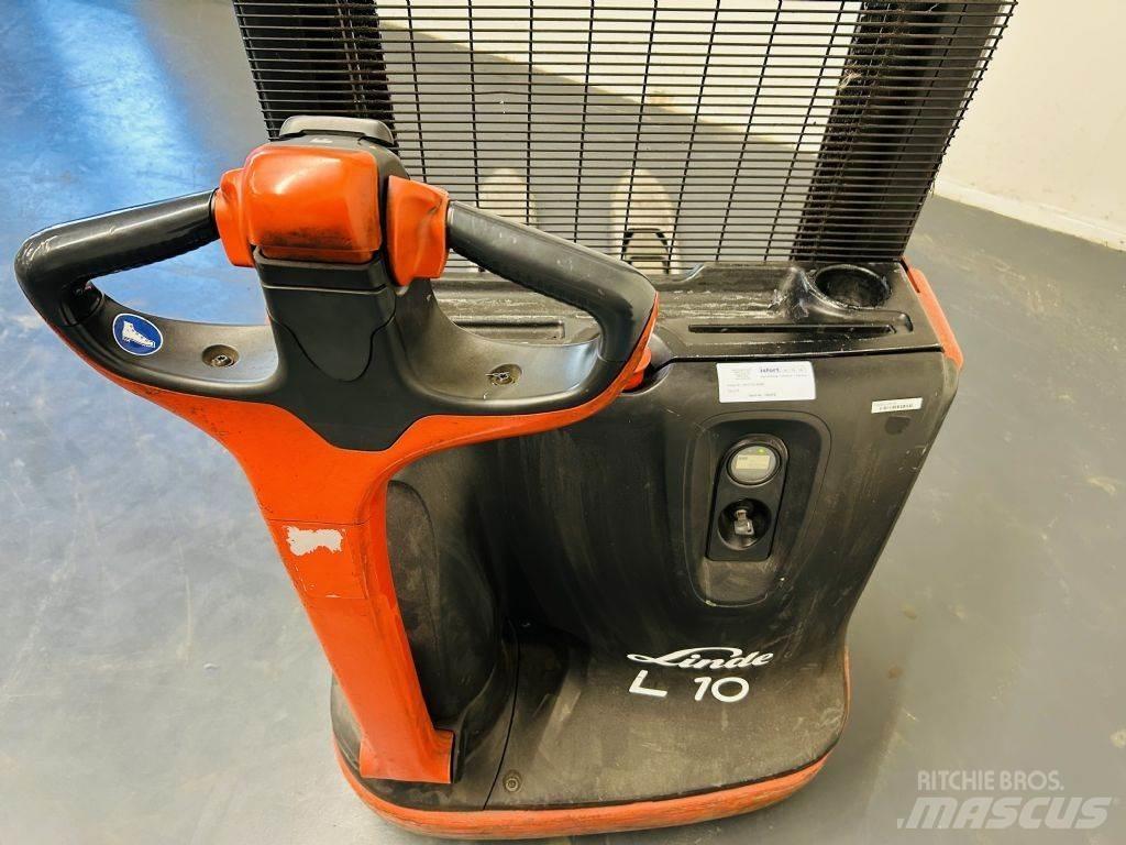 Linde L10 Käyden ajettavat pinoamistrukit