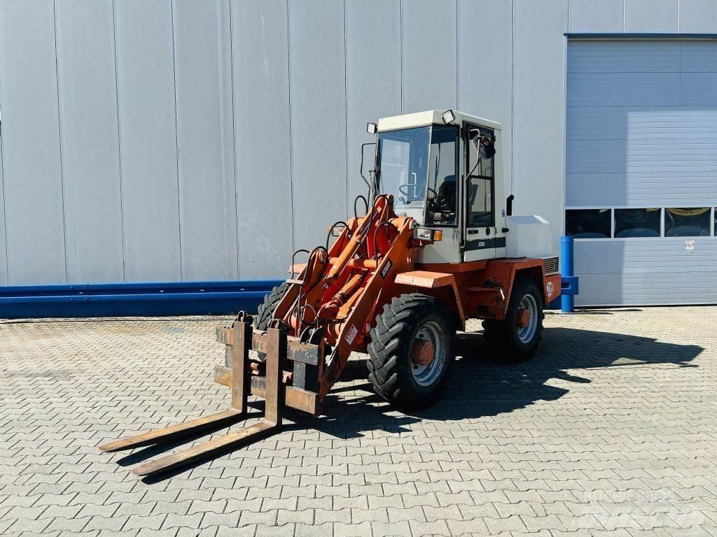 Schaeff KL835 Liukuohjatut kuormaajat