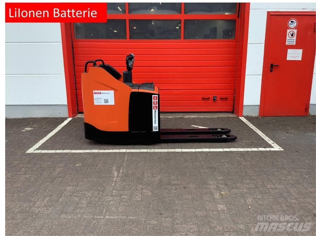 Toyota LPE200 Lavansiirtotrukit